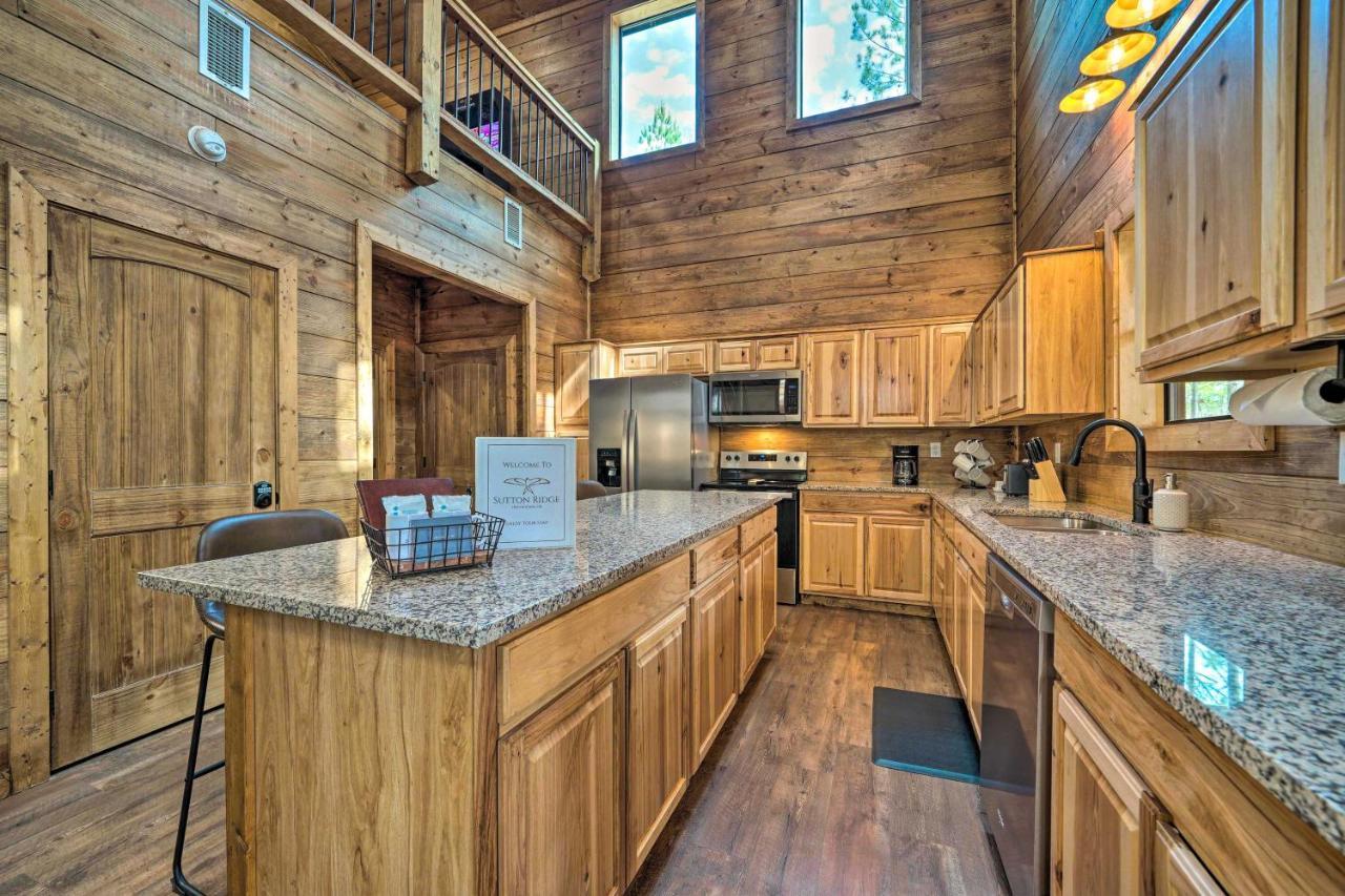 Sutton Ridge Cabin Rental Hot Tub And Swing Set! Broken Bow Eksteriør bilde